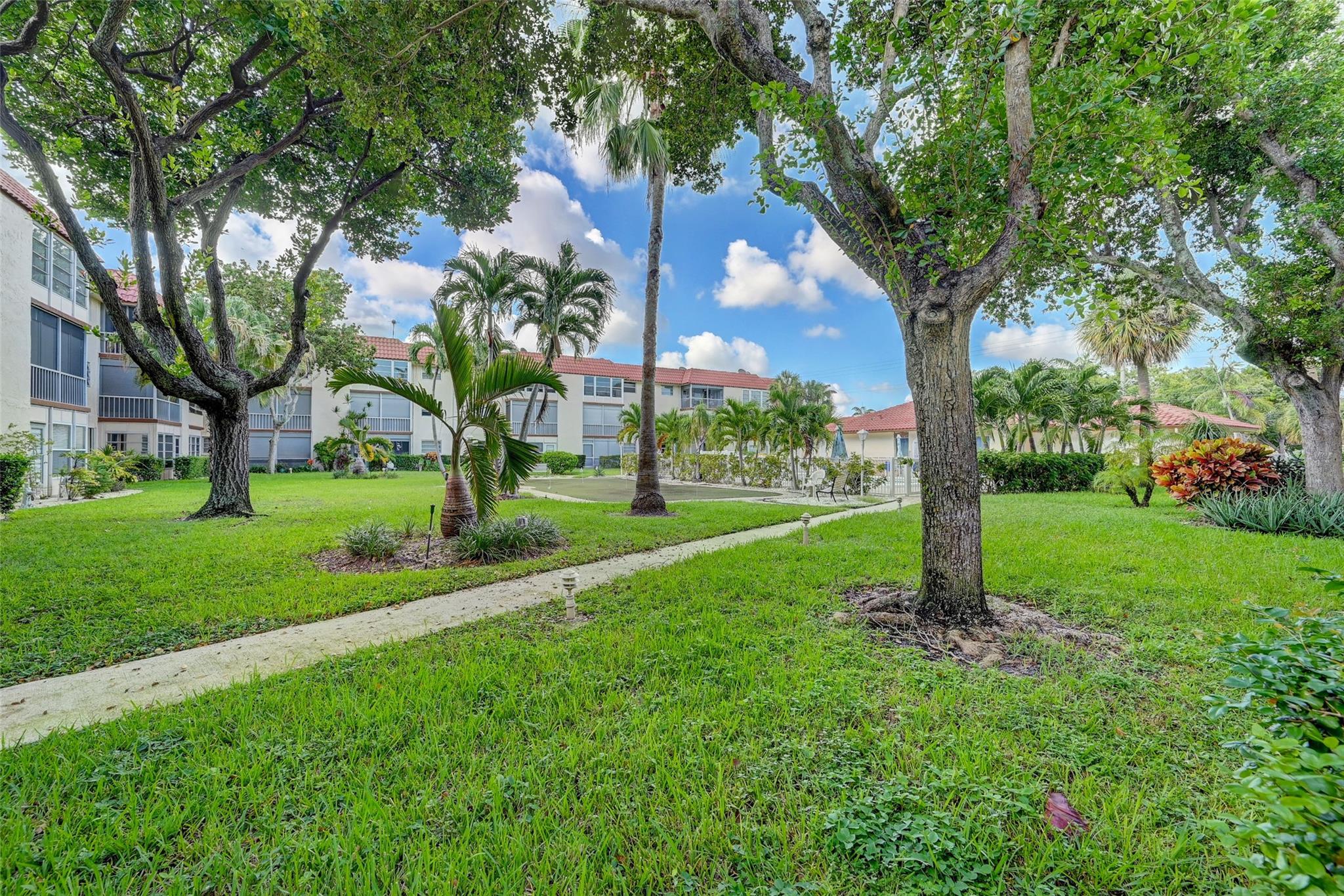 North Garden Condo - Residential