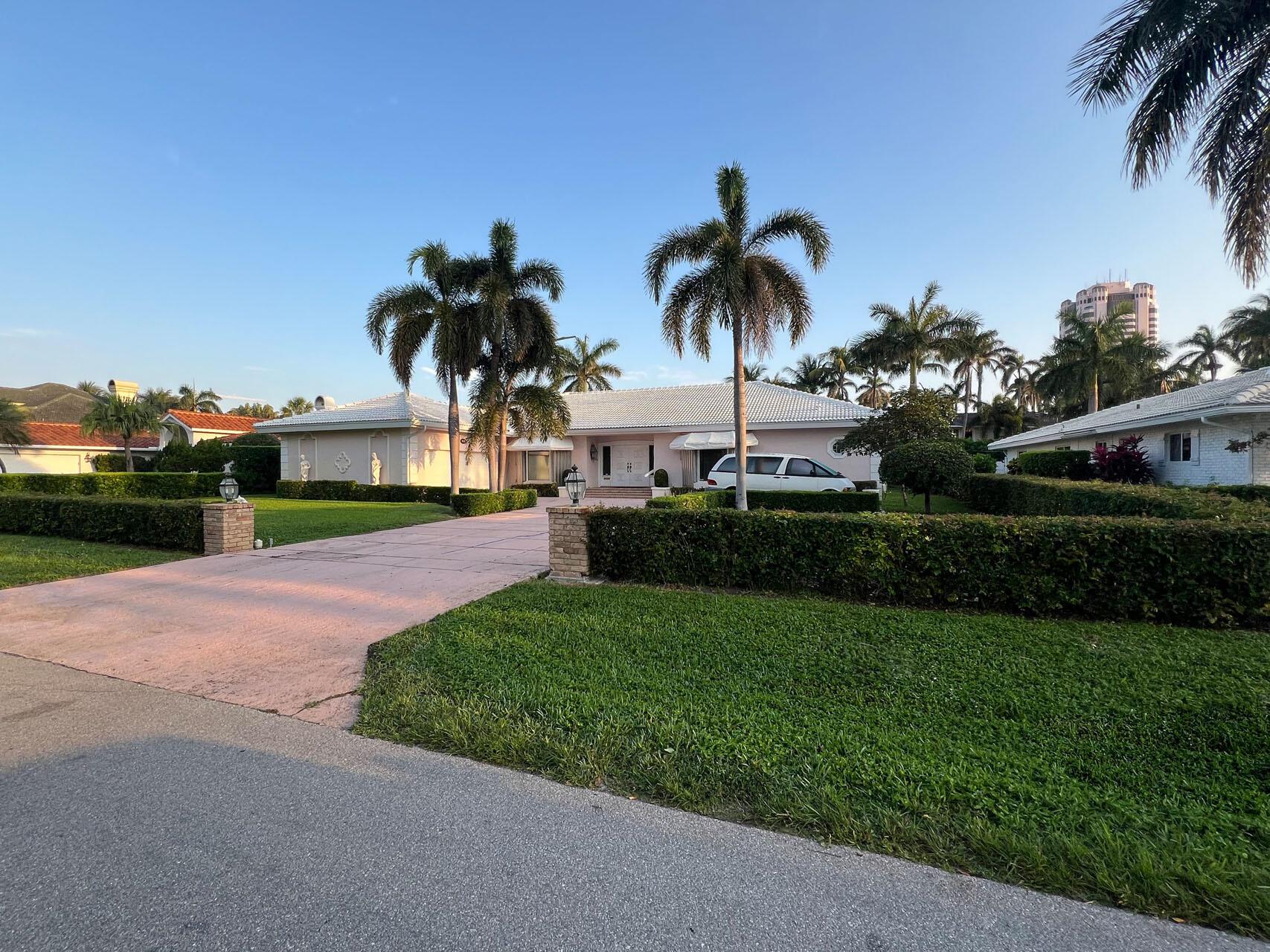 ROYAL PALM YACHT & COUNTR - Residential