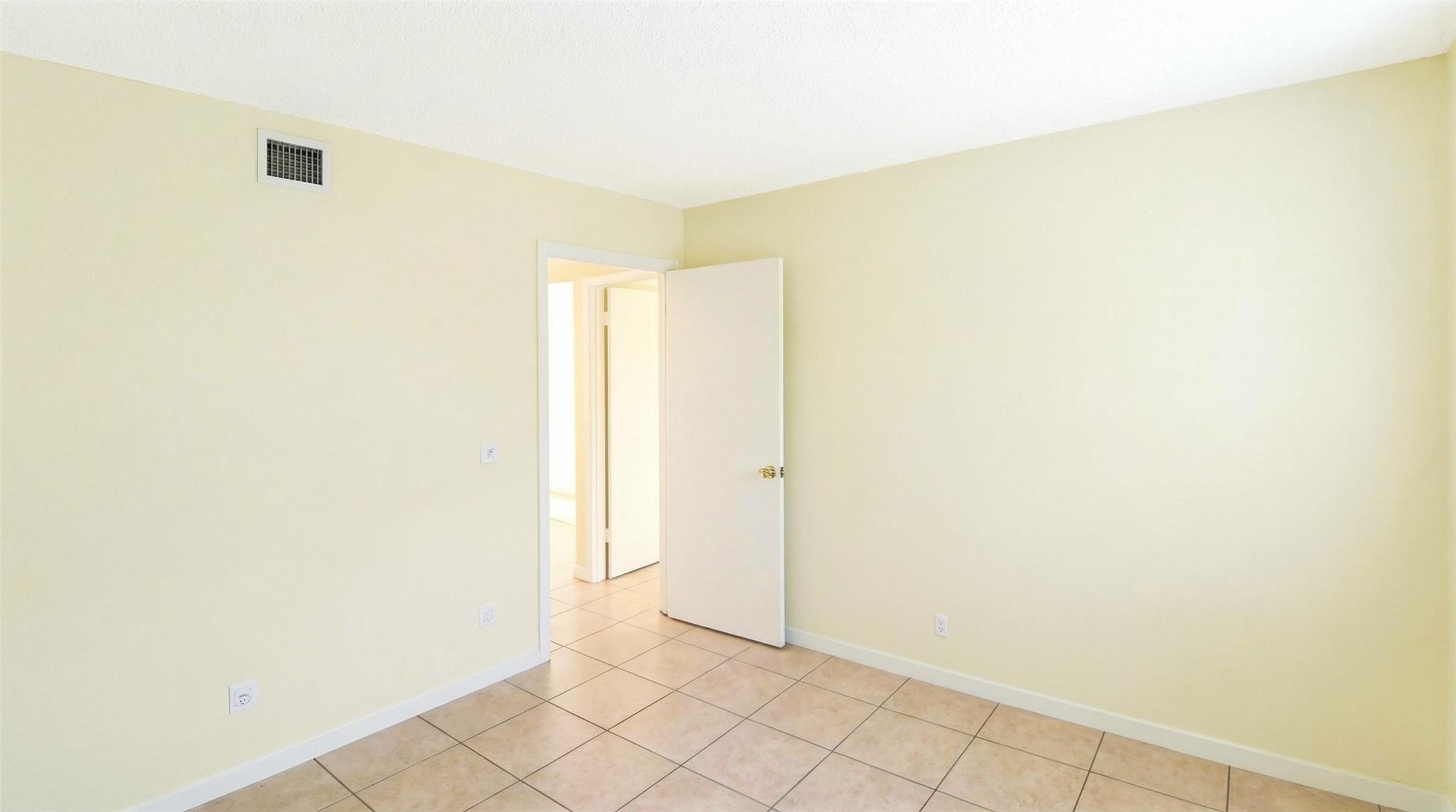 Breakwaters Palm Beaches - Residential Lease