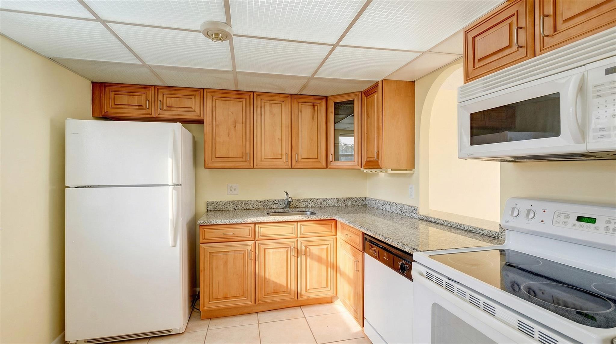 Breakwaters Palm Beaches - Residential Lease