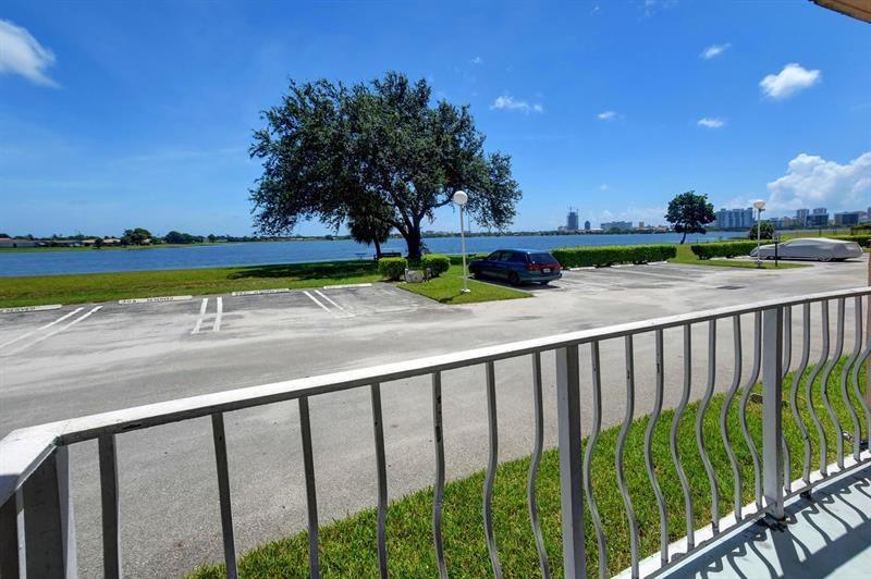 Breakwaters Palm Beaches - Residential Lease