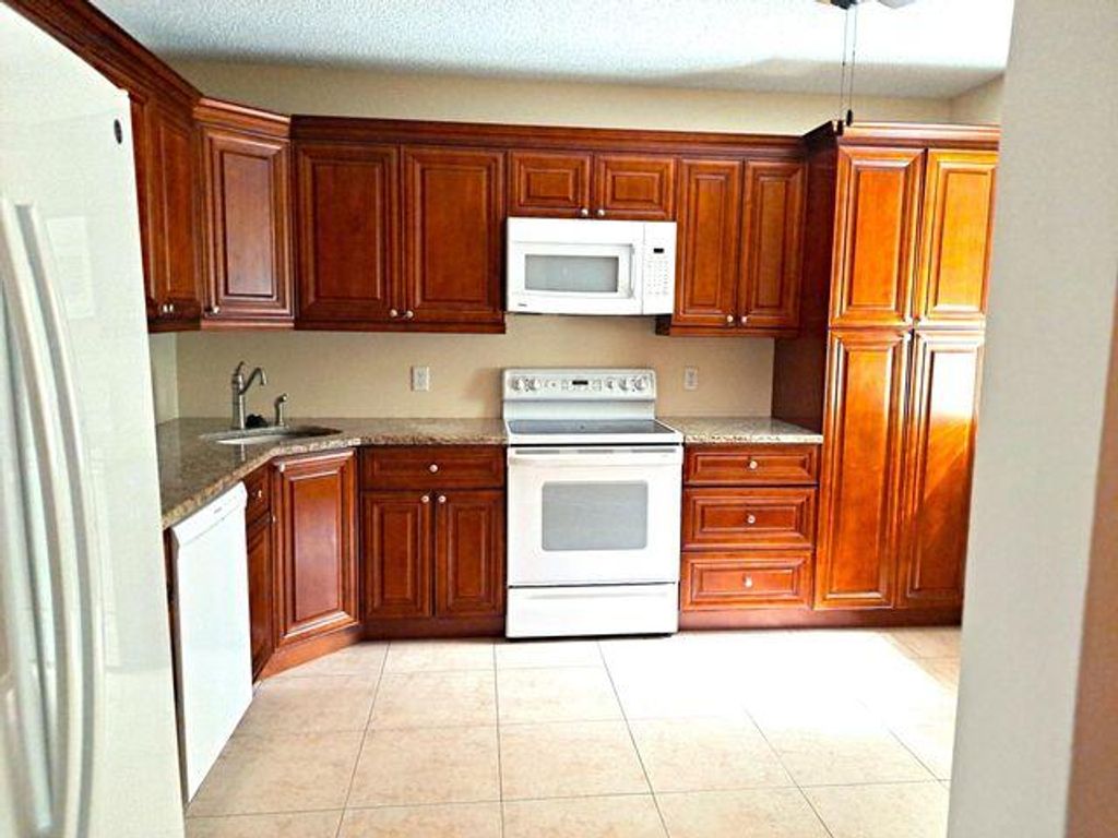 Photo of 5099 Splendido Court #P, Boynton Beach, FL 33437 (MLS # R11108899)