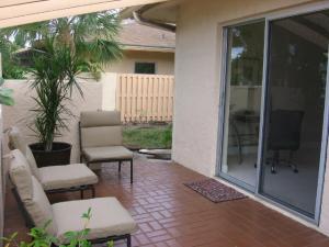 PALM GREENS AT VILLA DEL RAY CONDO II - Residential