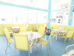 PALM GREENS AT VILLA DEL RAY CONDO II - Residential