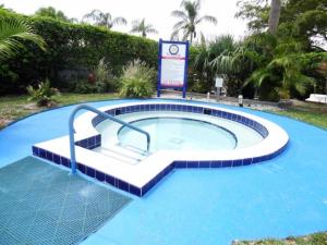 PALM GREENS AT VILLA DEL RAY CONDO II - Residential