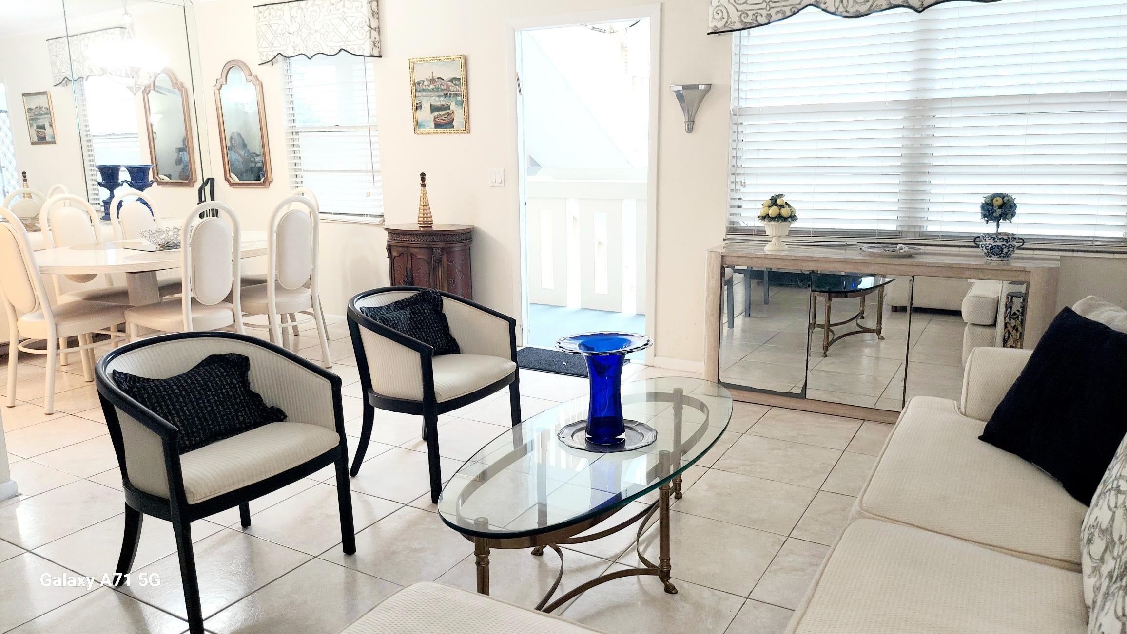 2067 Ainslie Drive