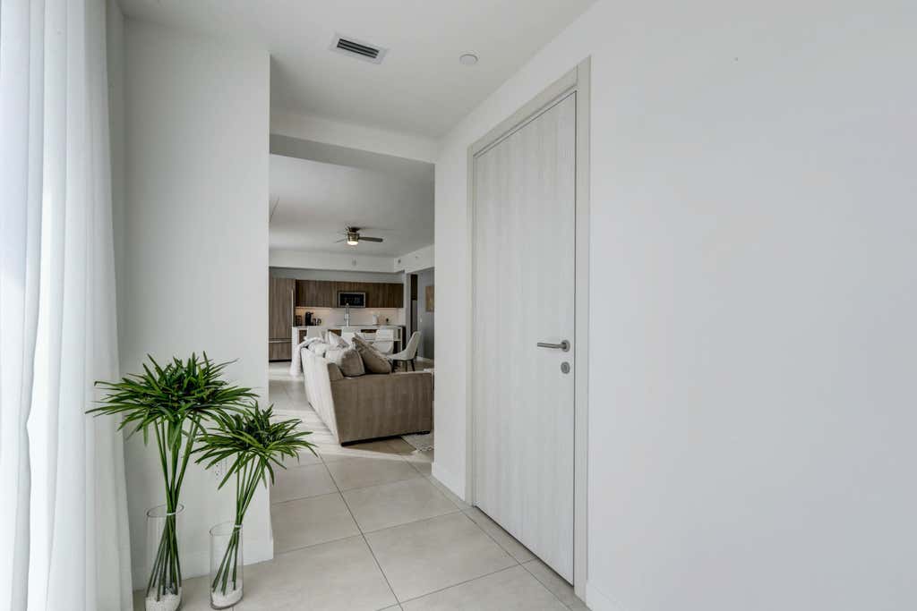 Photo of 401 N Birch Road #Th3, Fort Lauderdale, FL 33304 (MLS # B26014884)