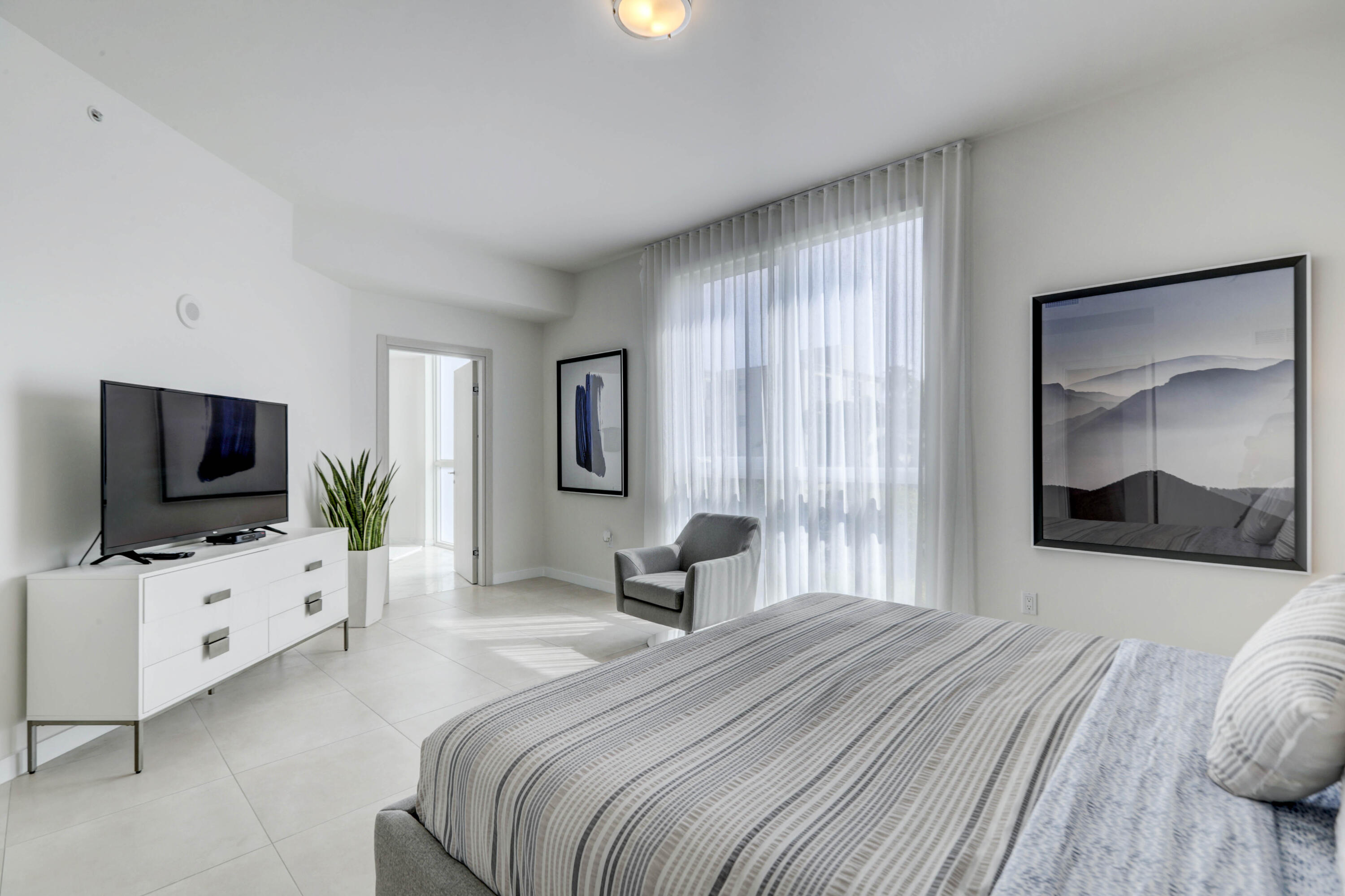 TIFFANY HOUSE CONDO - Residential