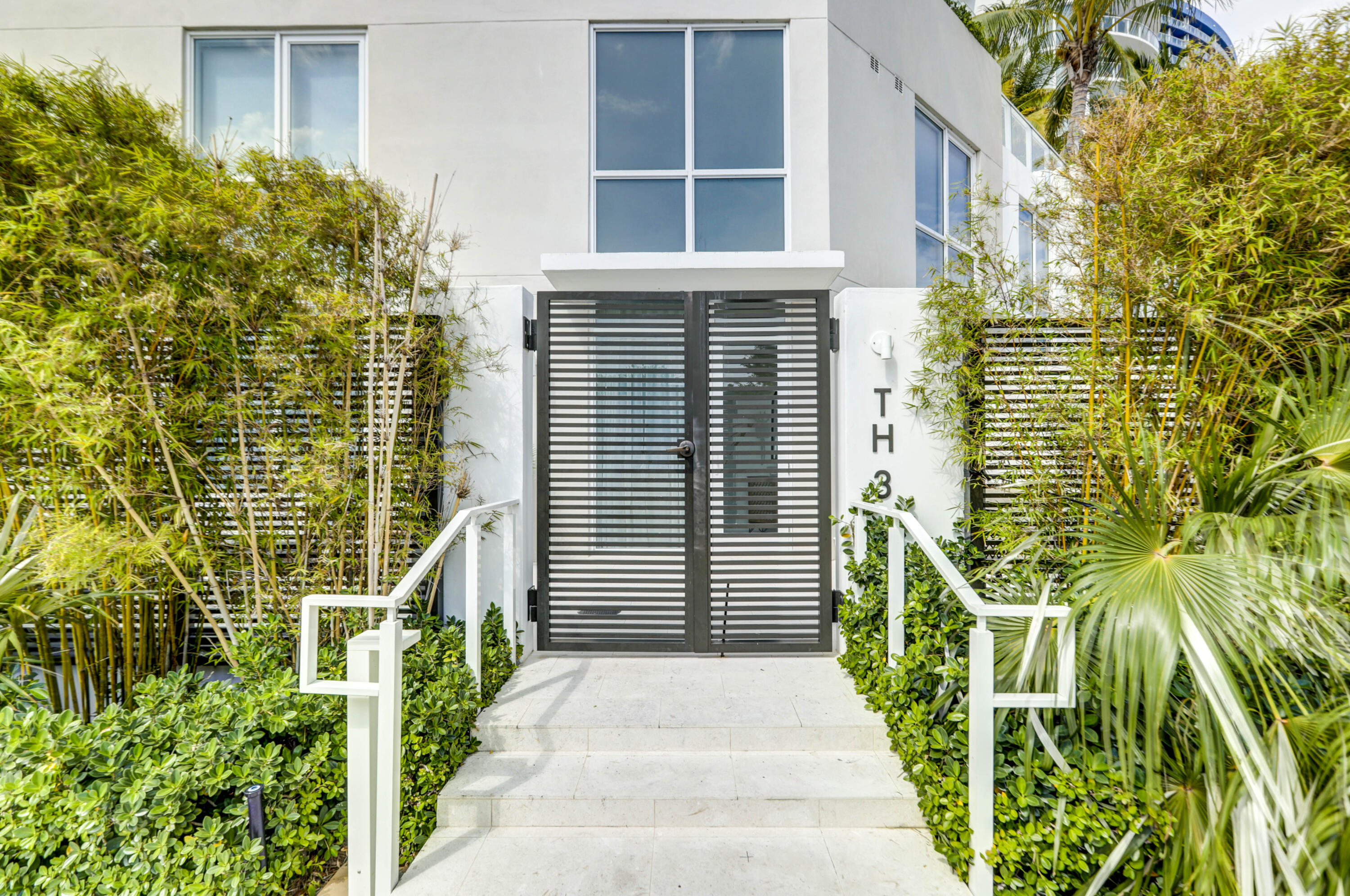 TIFFANY HOUSE CONDO - Residential