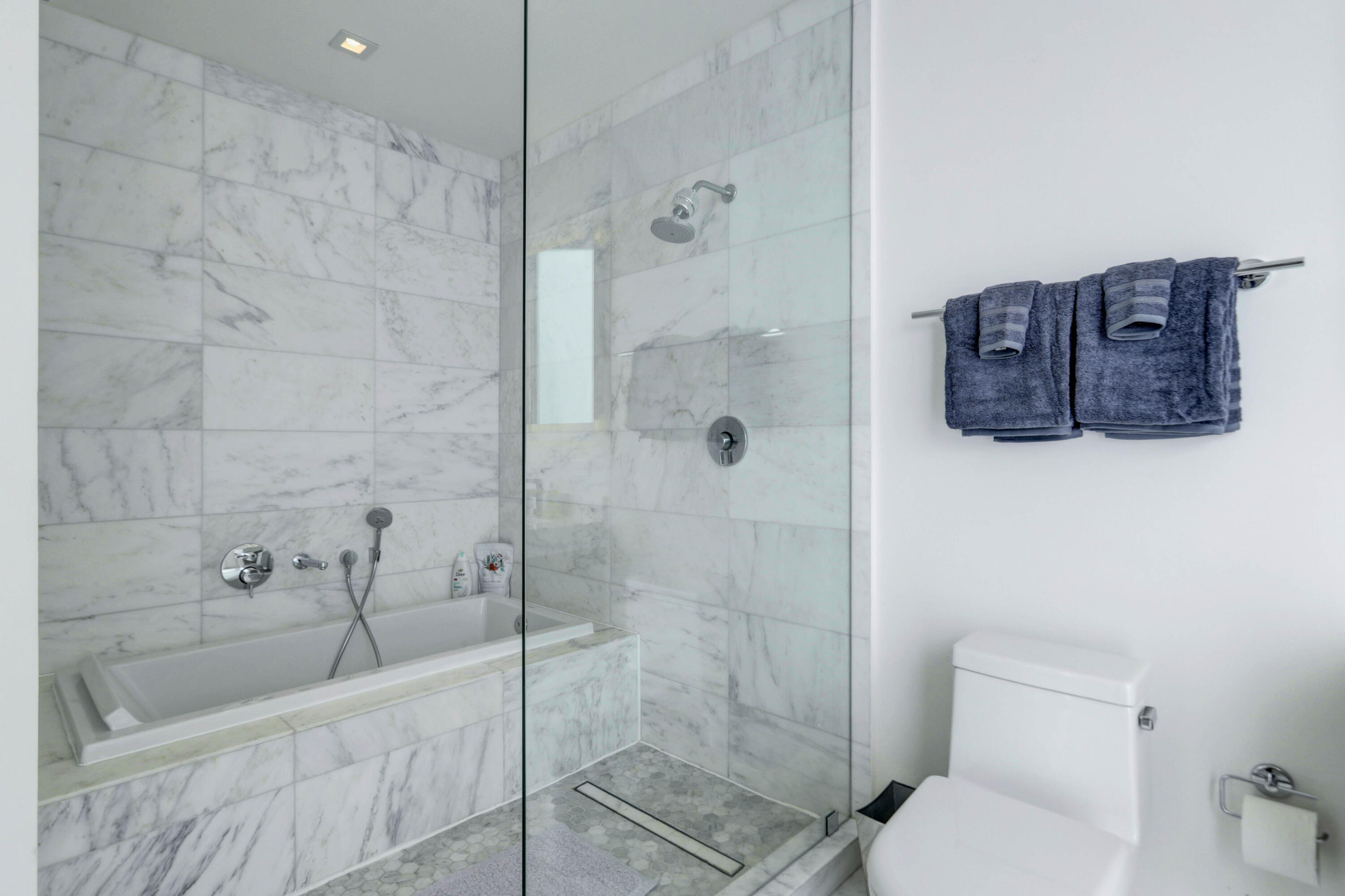 TIFFANY HOUSE CONDO - Residential