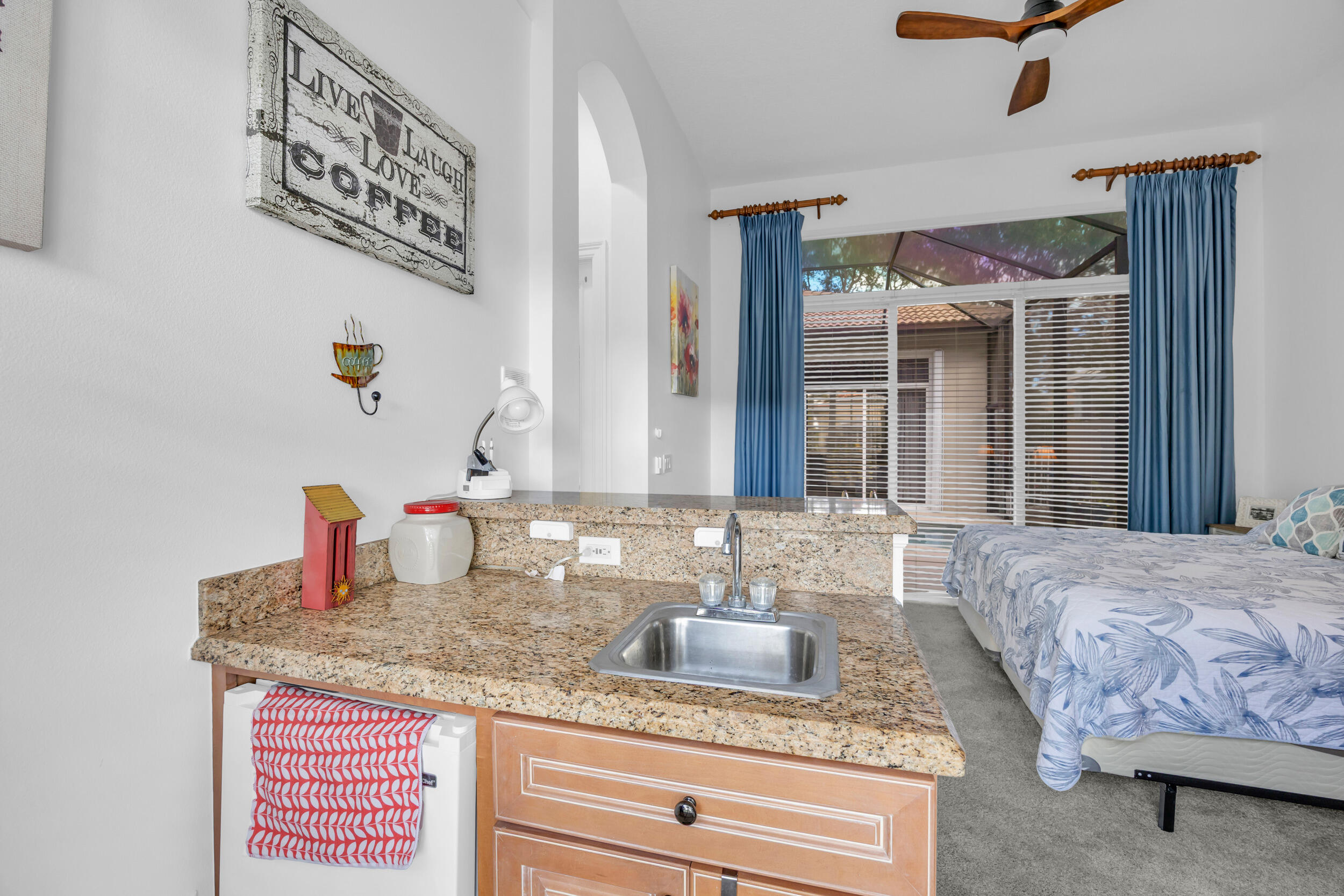 ''''''ISLAND CLUB RIVERSIDE, PHASES V & VI'''''' - Residential