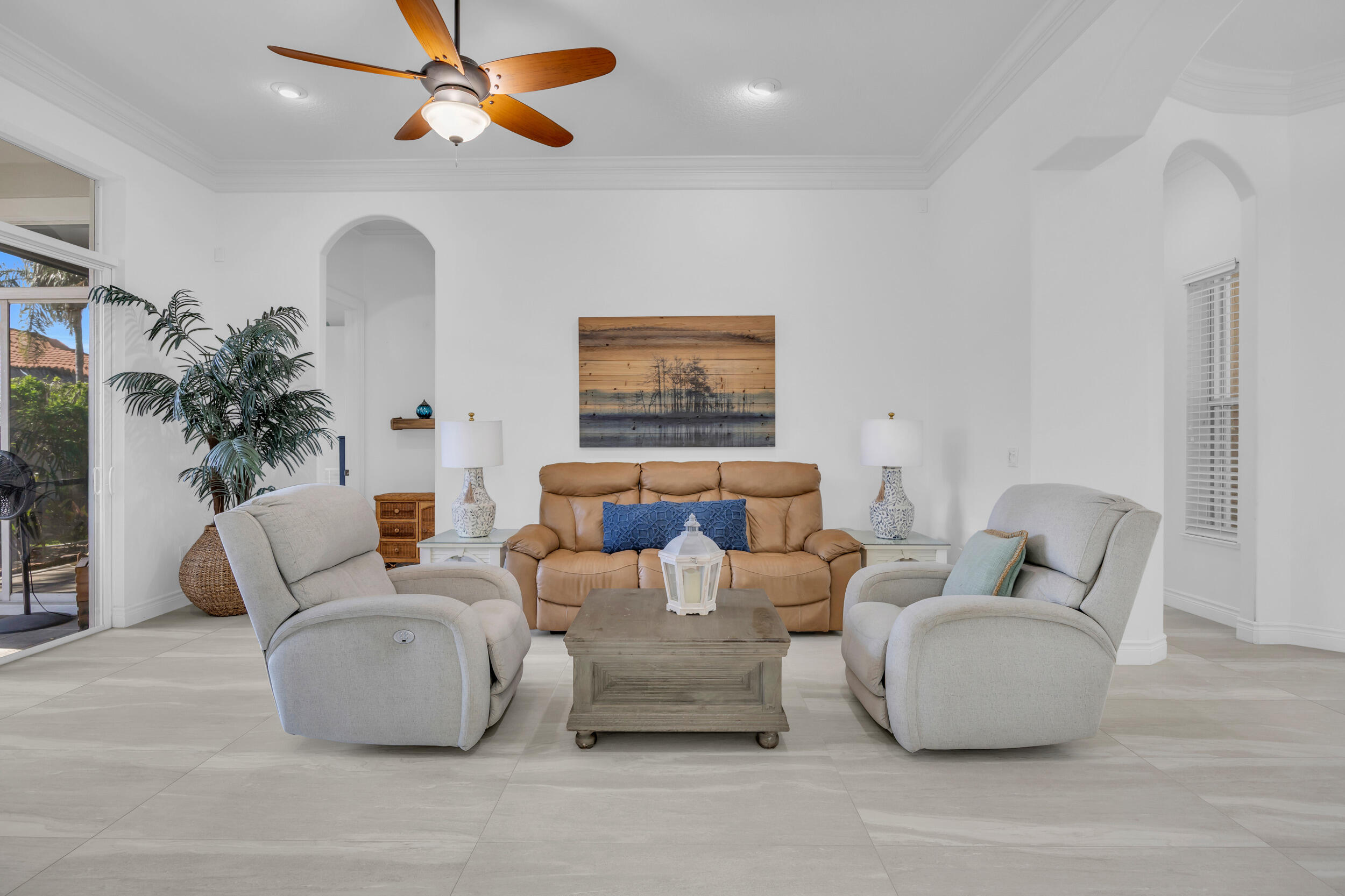 ''''''ISLAND CLUB RIVERSIDE, PHASES V & VI'''''' - Residential