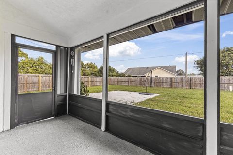 A home in Port St Lucie