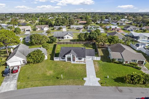 A home in Port St Lucie