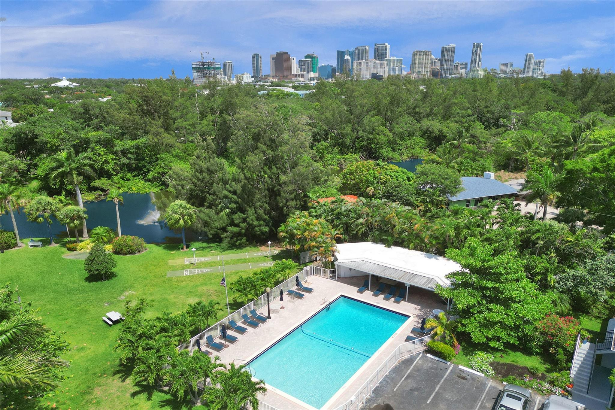 Cliff Lake Villas - Residential