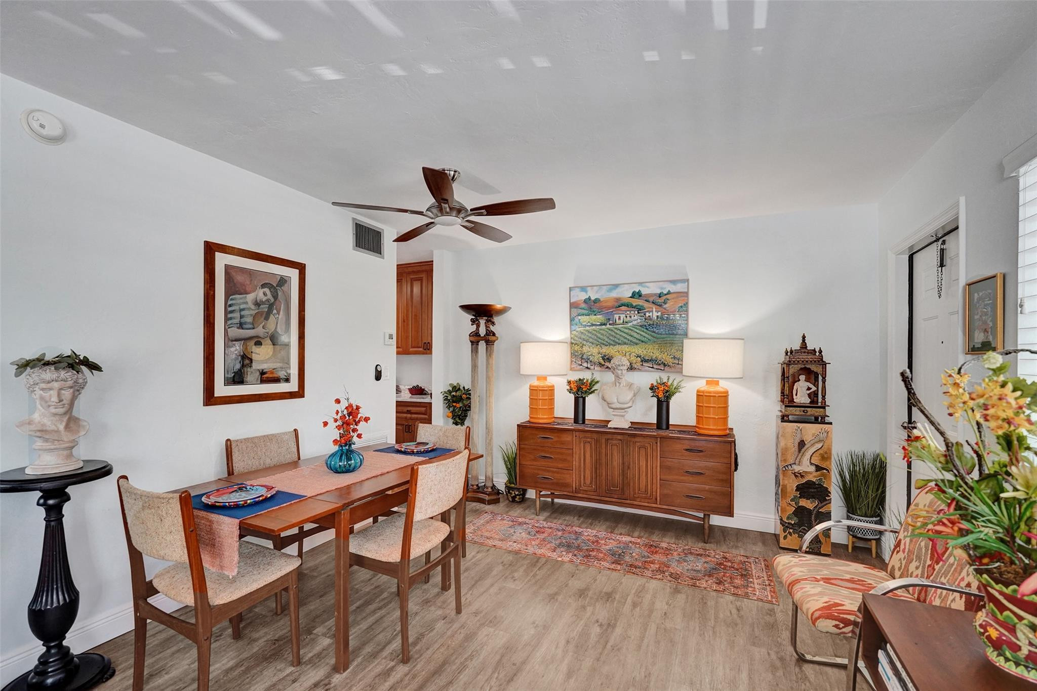 Cliff Lake Villas - Residential