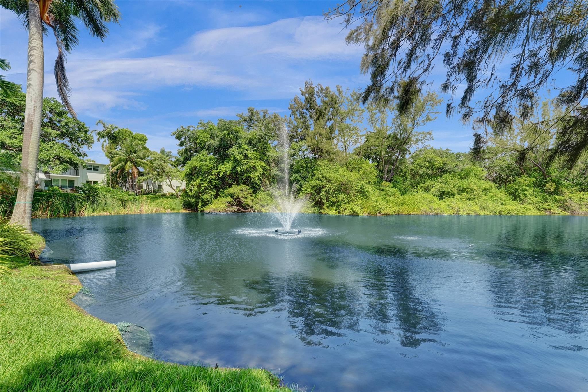 Cliff Lake Villas - Residential