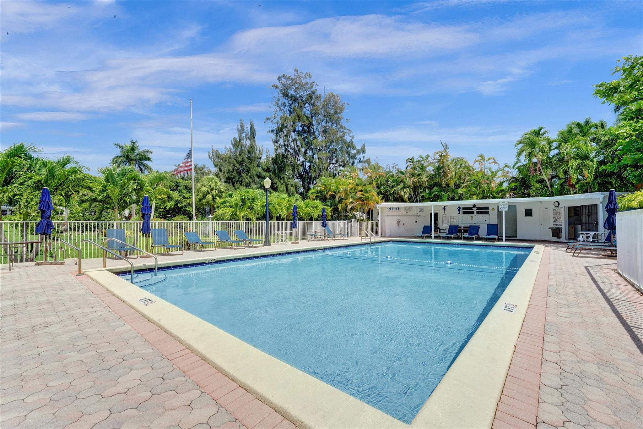 Cliff Lake Villas - Residential