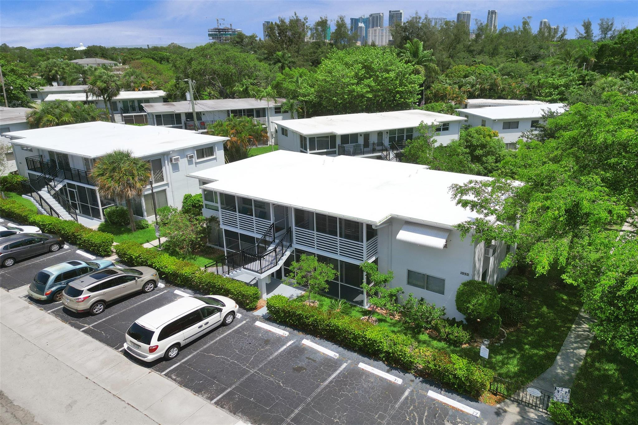 Cliff Lake Villas - Residential