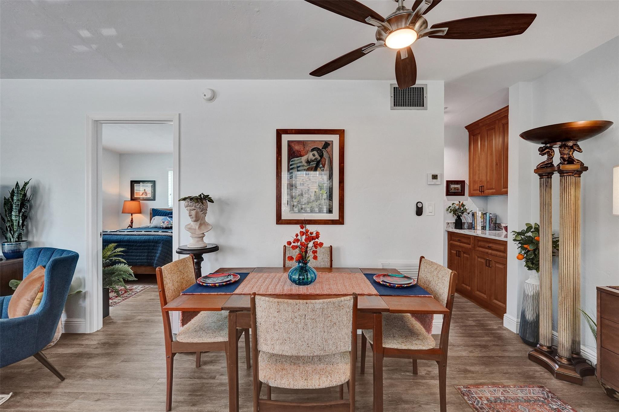 Cliff Lake Villas - Residential