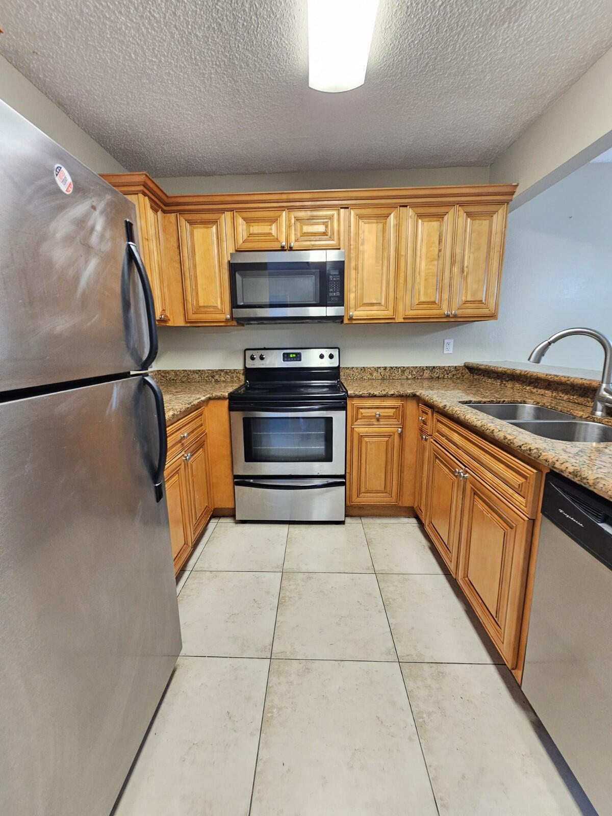 PALM BEACH PLACE CONDO - Residential