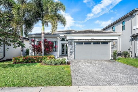 Photo of 8617 Tower Bridge Court, Boca Raton, FL 33496 (MLS # R11148397)