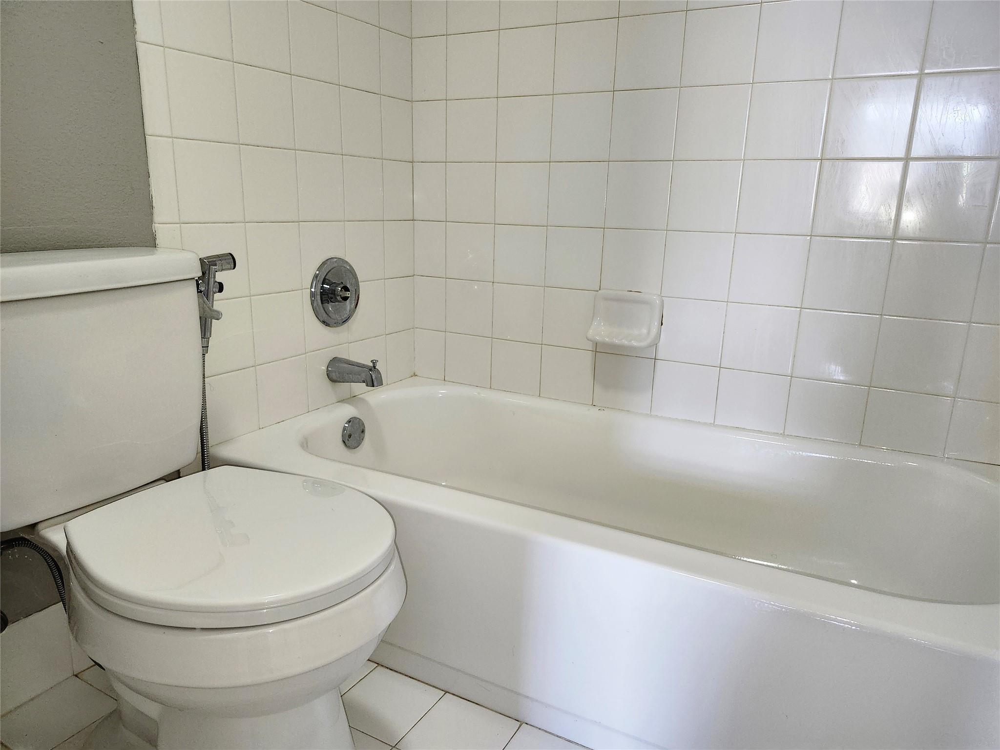 BROOKFIELD GARDENS 2 - Residential Lease