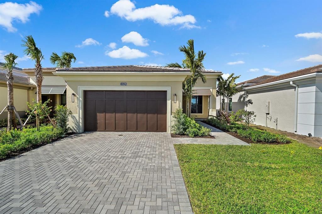 Photo of 13129 Faberge Place, Palm Beach Gardens, FL 33418 (MLS # R10671546)