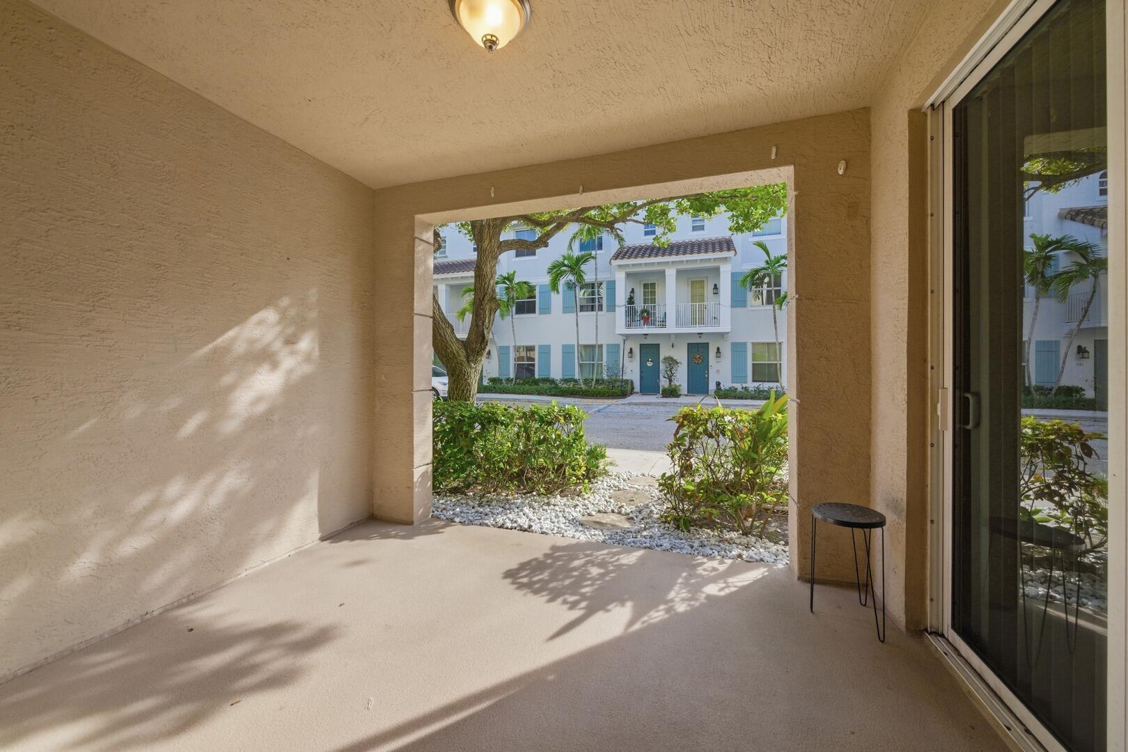 SAN RAPHAEL CONDO - Residential