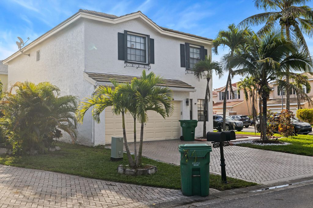 Photo of 3471 NW 112th Avenue, Coral Springs, FL 33065 (MLS # B26032298)