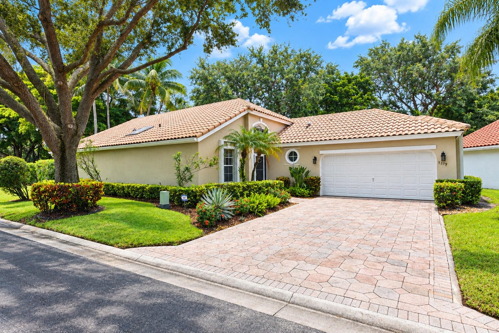 Photo of 5379 Brookview Drive, Boynton Beach, FL 33437 (MLS # B26080625)