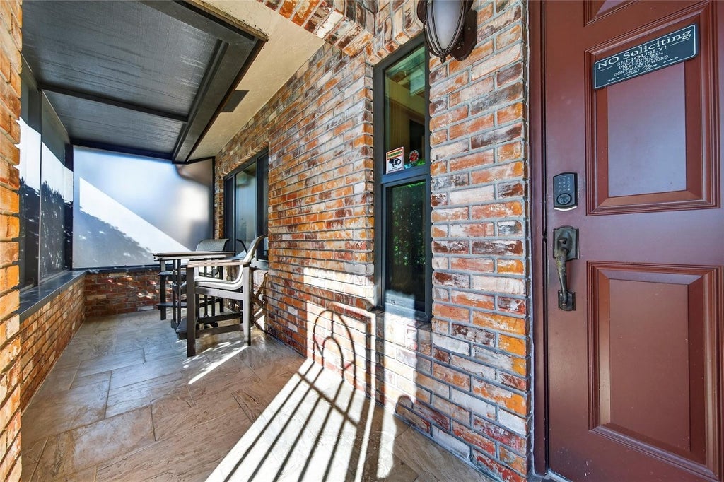 Photo of 10975 NW 20th Drive, Coral Springs, FL 33071 (MLS # F10546239)