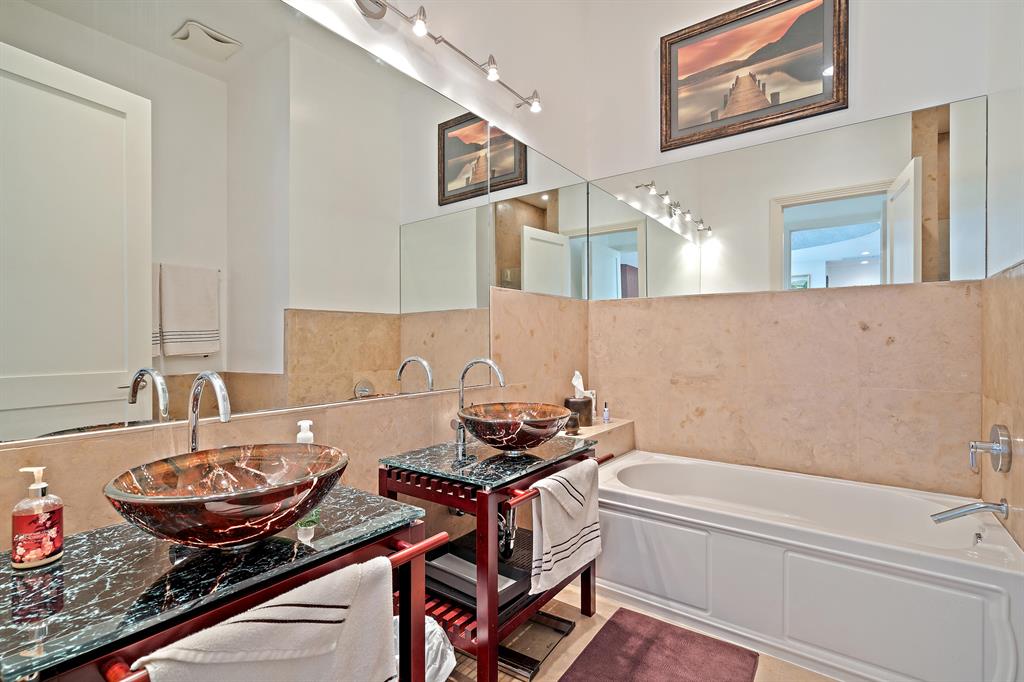 RANCH COLONY - RANCH ACRE - Residential