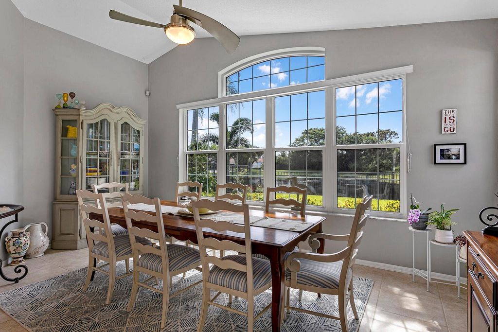 Photo of 3934 N Longview Drive, Jupiter, FL 33477 (MLS # R10967231)