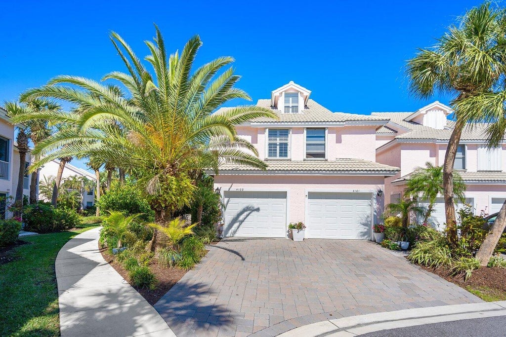 Photo of 4102 Fairway Drive Drive N, Jupiter, FL 33477 (MLS # R10961938)