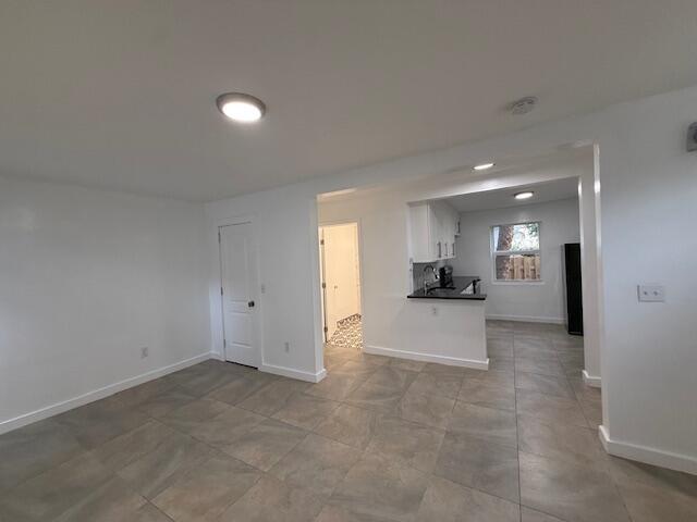 CLOWS - Residential Lease