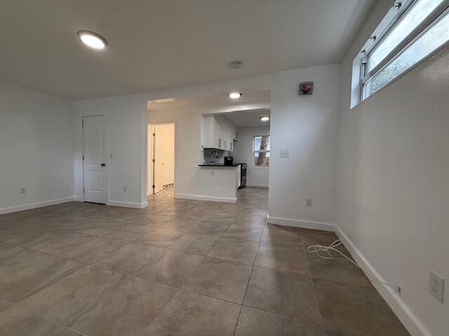 CLOWS - Residential Lease