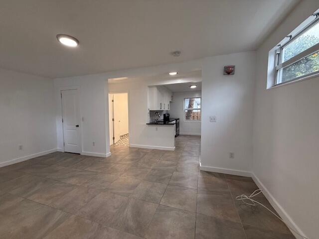 CLOWS - Residential Lease