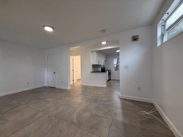 CLOWS - Residential Lease