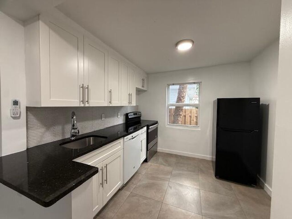 Photo of 919 2nd Street #1, West Palm Beach, FL 33401 (MLS # B26025745)