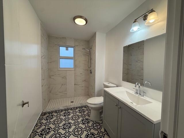 CLOWS - Residential Lease