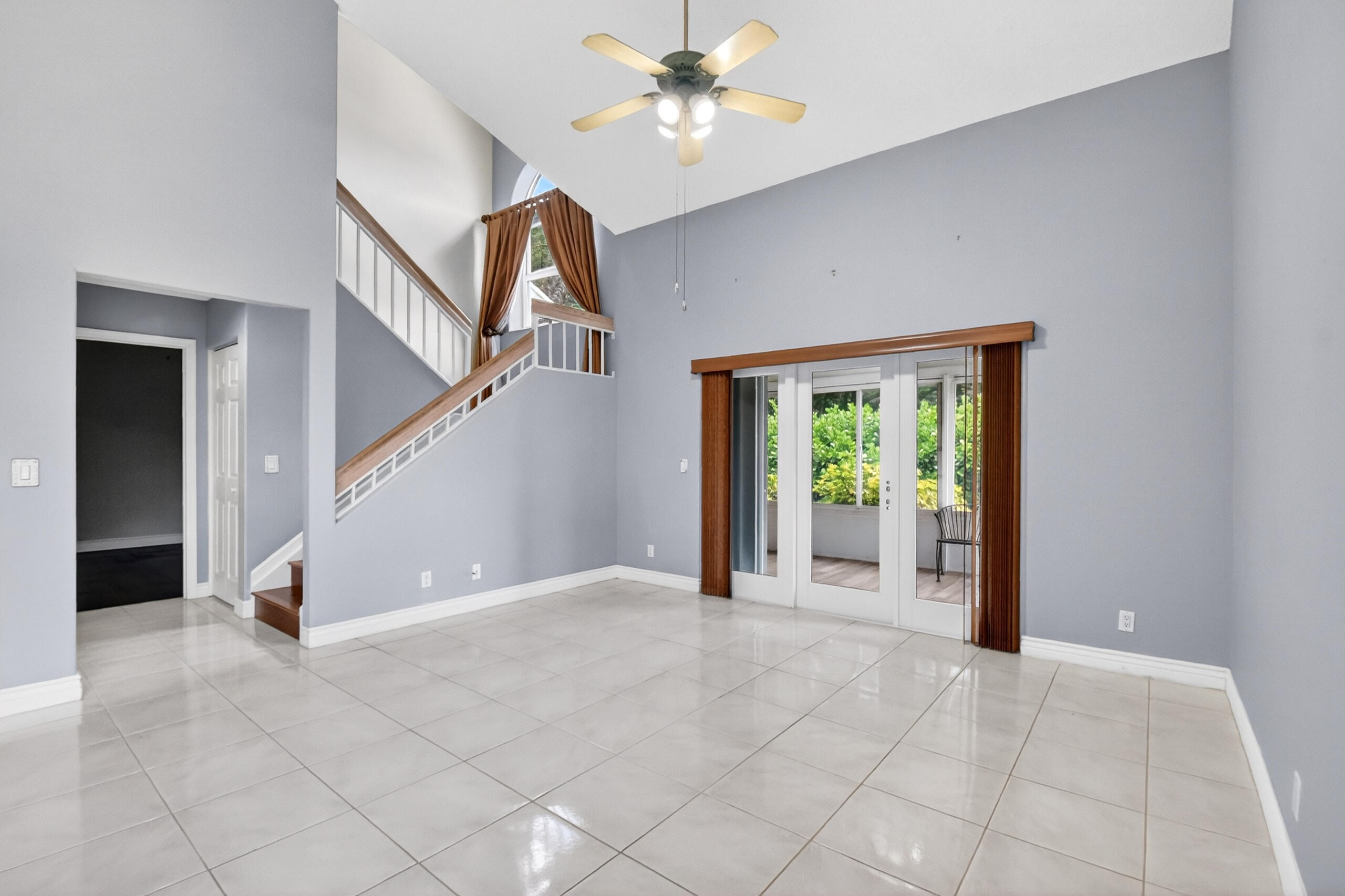 PINE RIDGE AT DELRAY BEACH - Residential