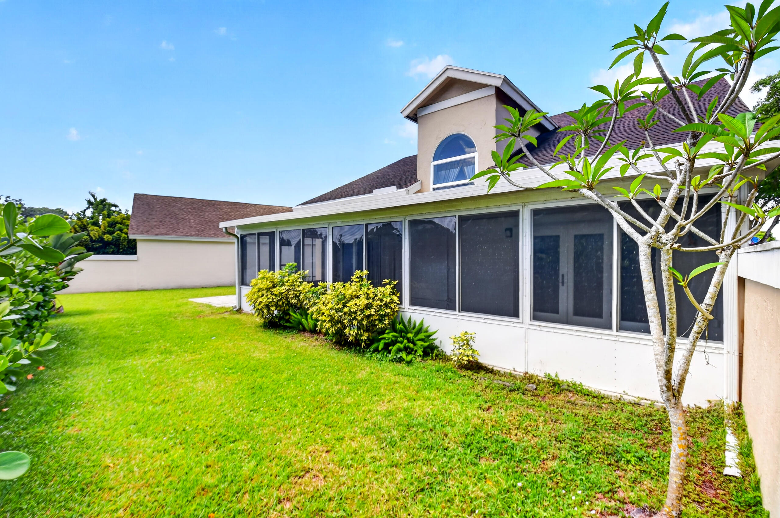 PINE RIDGE AT DELRAY BEACH - Residential