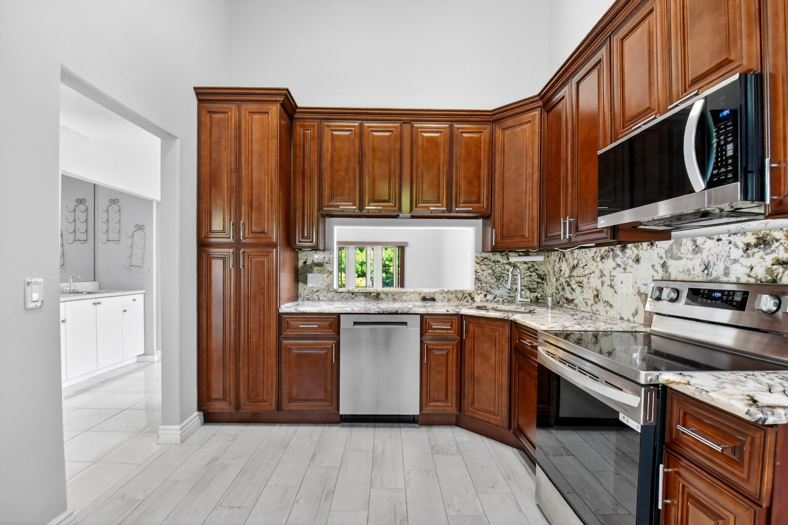 PINE RIDGE AT DELRAY BEACH - Residential