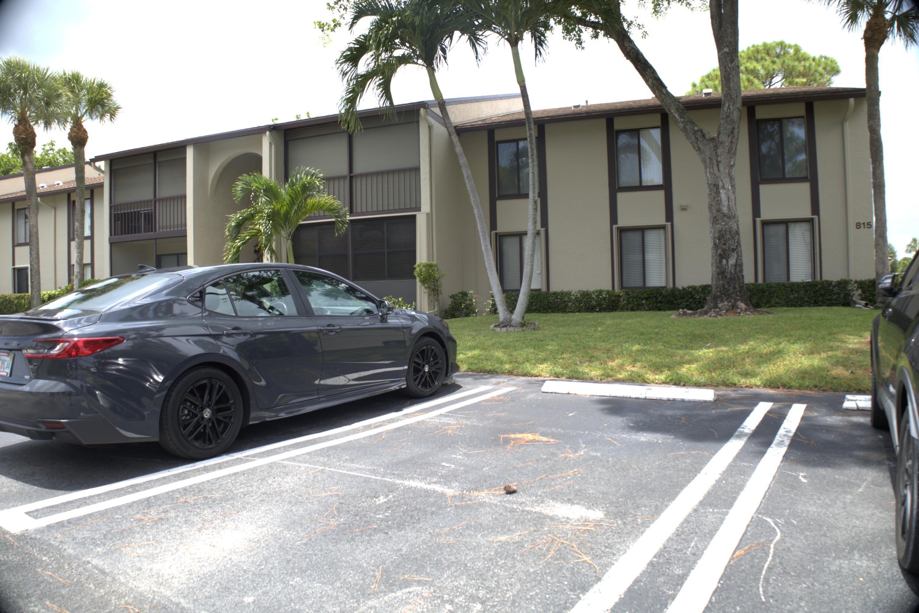 815 Sky Pine Way D2, Greenacres FL 33415