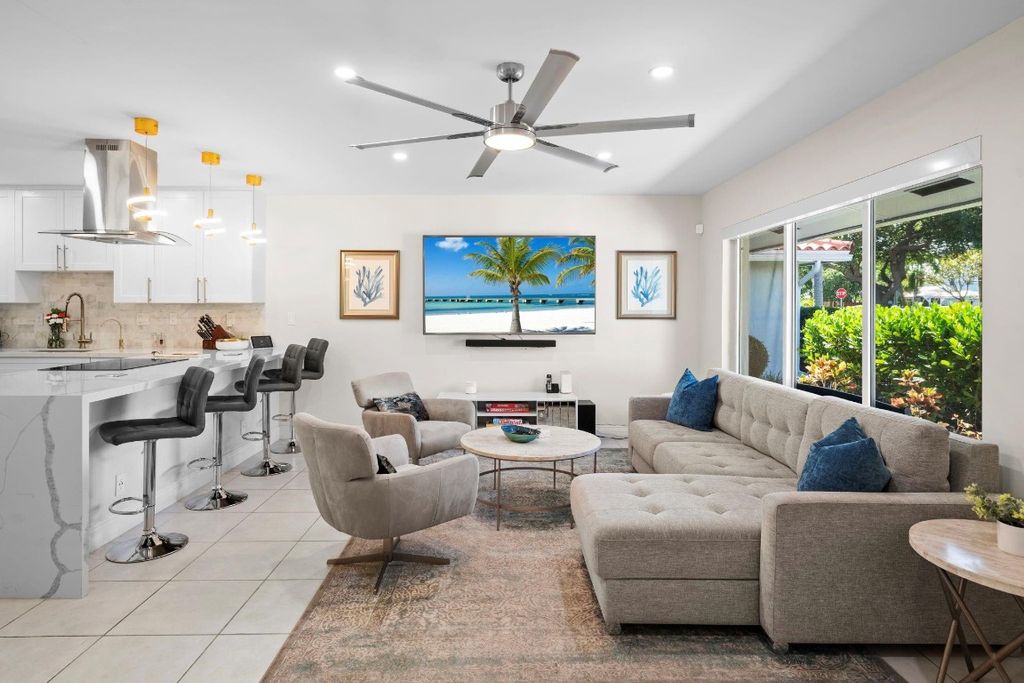 Photo of 48044806 NE 21st Avenue, Fort Lauderdale, FL 33308 (MLS # F10536532)