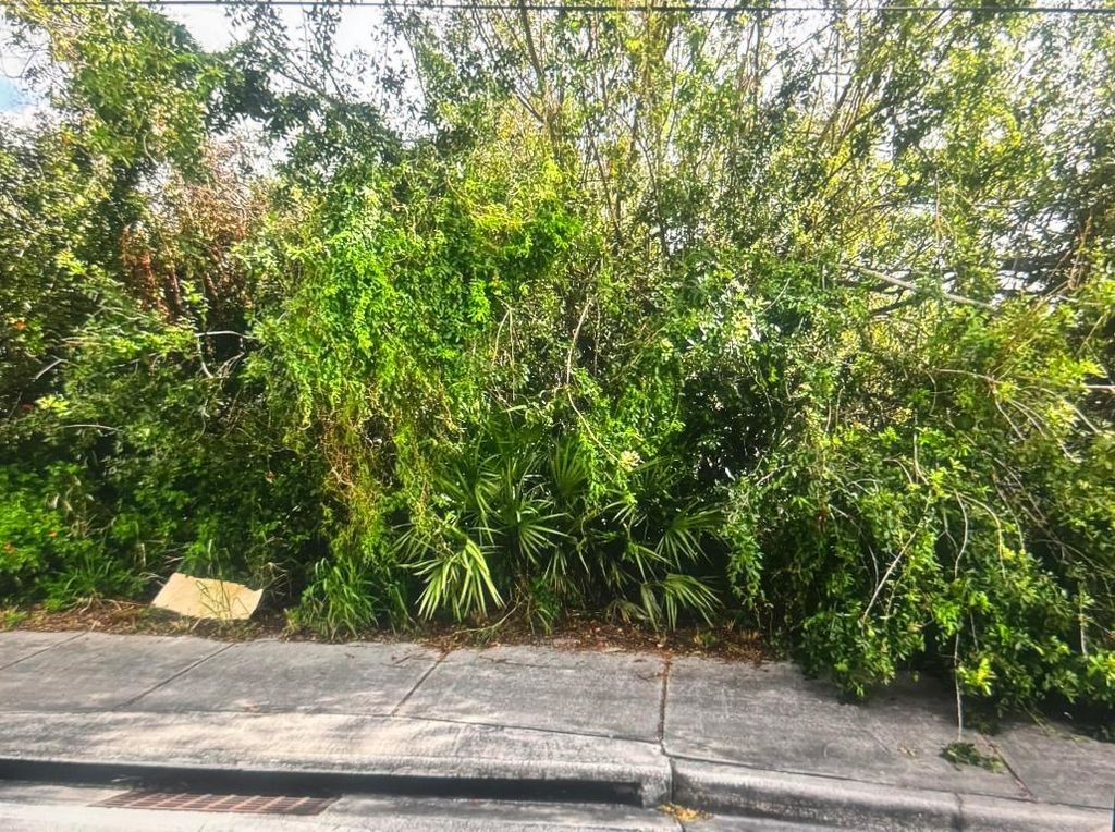 Photo of 0 N 25th Street, Fort Pierce, FL 34947 (MLS # R11112984)