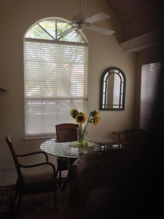 VILLA D ESTE - Residential Lease