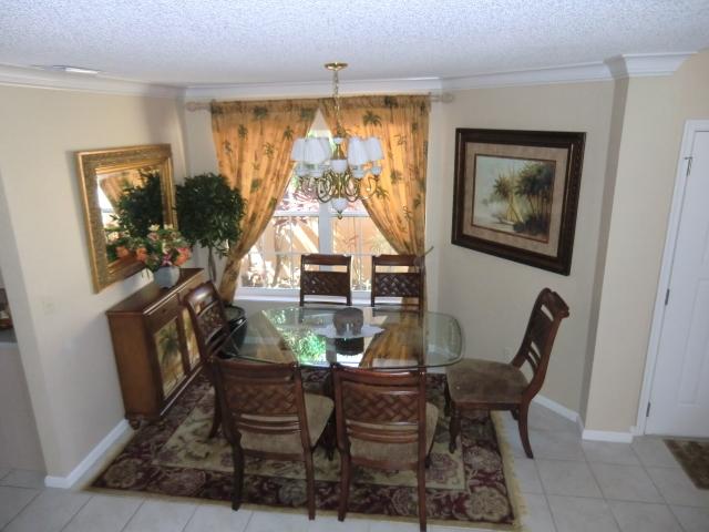 VILLA D ESTE - Residential Lease