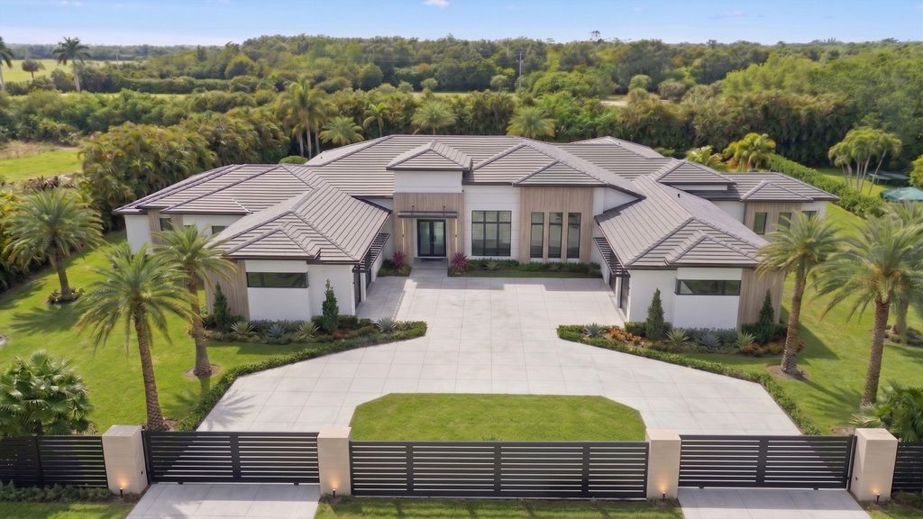 Photo of 3905 Fieldview Way, Wellington, FL 33414 (MLS # B26010659)